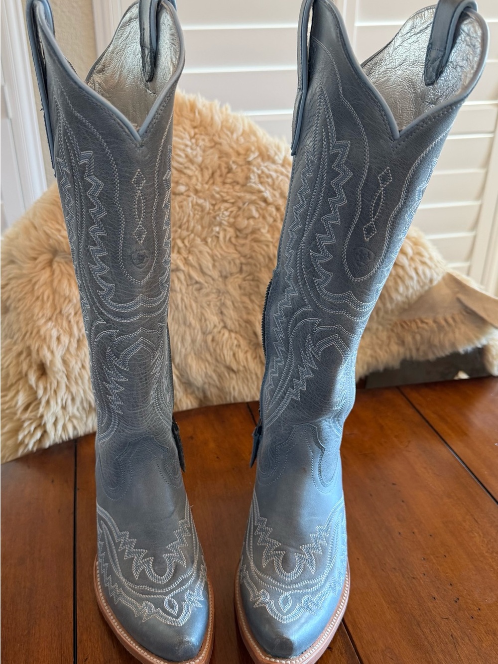 Ariat Casanova X-Toe Western Boots in Vintage Denim Blue